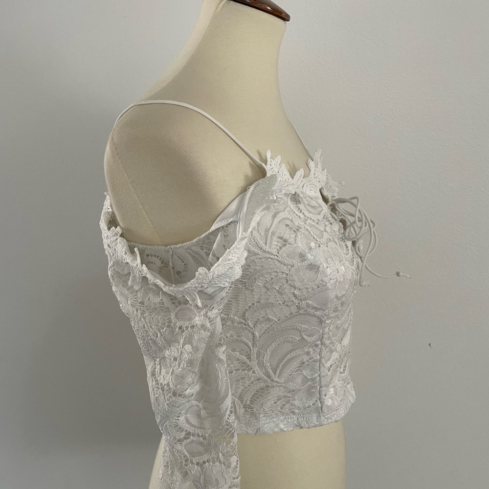 Papermoon Ivory Lace Top Size Medium - Picture 5 of 9